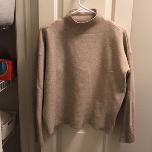 Cream - beige Tahari XL sweater mock neck excellent condition
